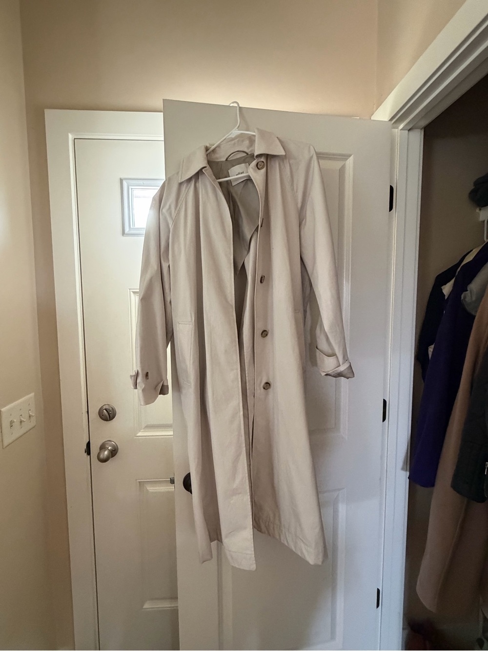 Aritzia women’s City Twill trendy coat